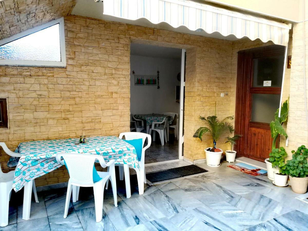Guest House Maggy Sozopol Exterior foto